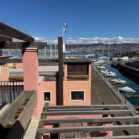 Apartment Giulia Múggia エクステリア 写真